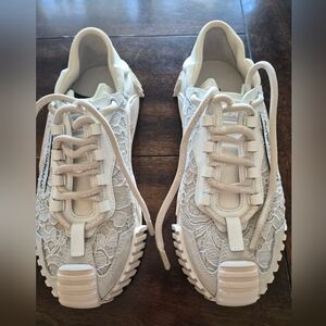 Dolce & Gabbana N1 Low Top Women's PinkLace Sneakers